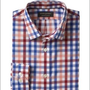 Banana Republic Burgundy Soft Wash Slim Fit BNWT